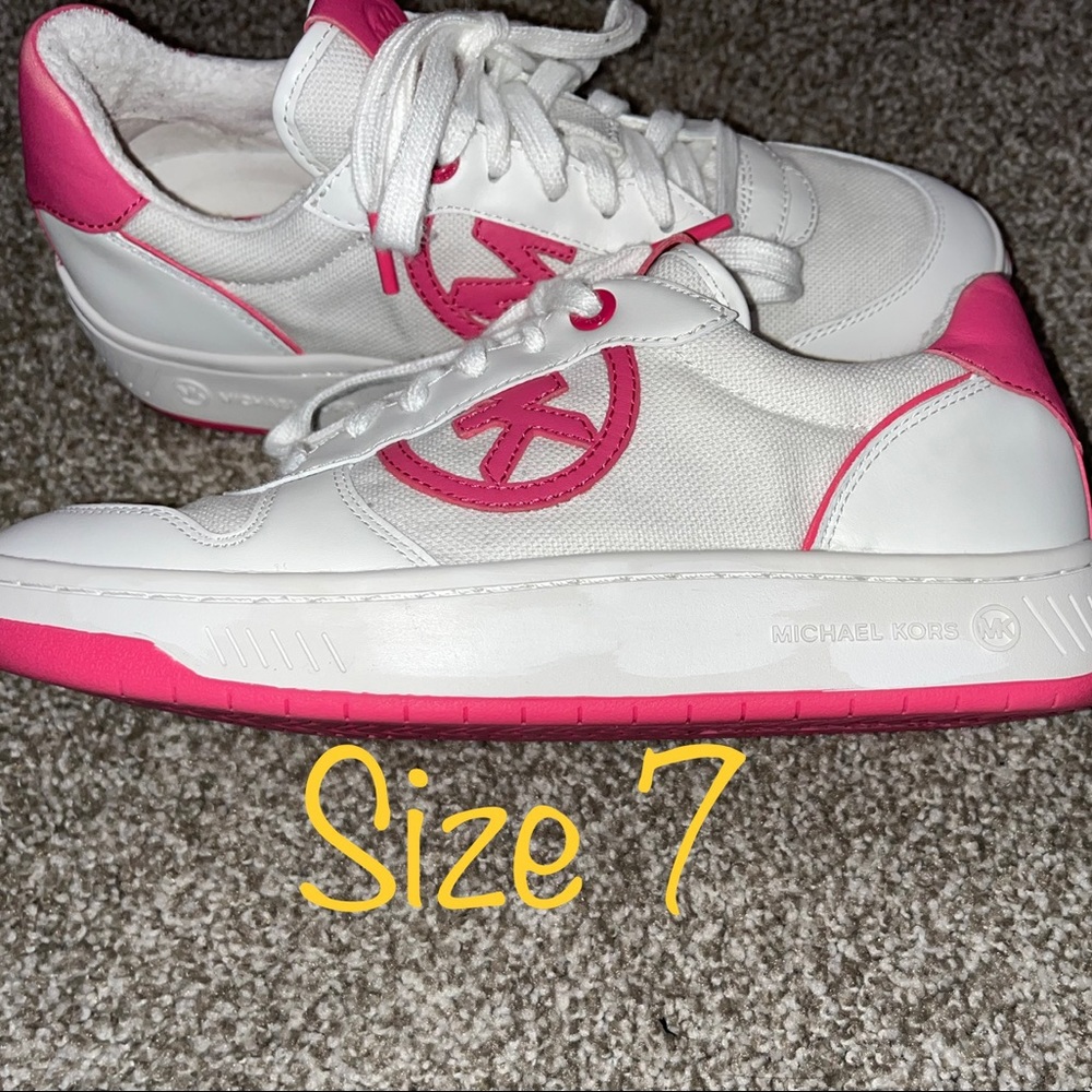 BRAND NEW MICHAEL KORS Gertie Sneakers- Size 7M